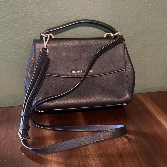 Michael Kors black purse and wallet - Picture 3 of 3